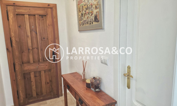 Resale - Apartment - Villamartin - Costa Blanca
