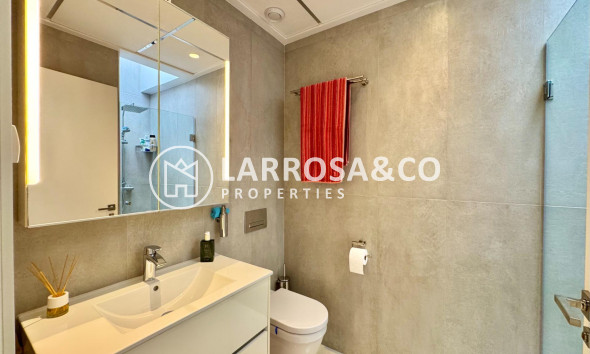 Resale - Detached House/Villa - San Miguel de Salinas - Bellavista