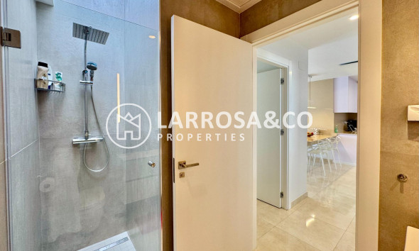 Resale - Detached House/Villa - San Miguel de Salinas - Bellavista
