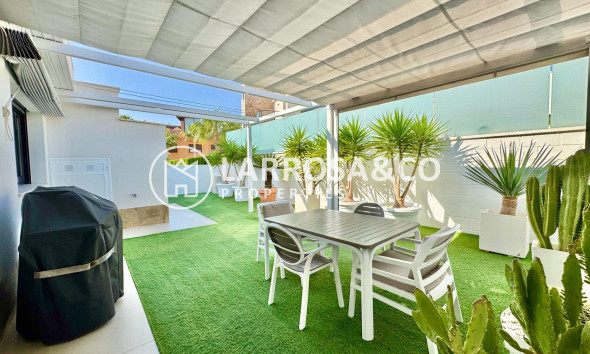 Resale - Detached House/Villa - San Miguel de Salinas - Bellavista