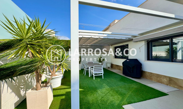 Resale - Detached House/Villa - San Miguel de Salinas - Bellavista