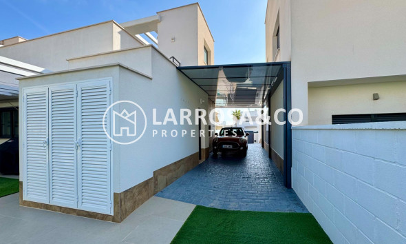 Resale - Detached House/Villa - San Miguel de Salinas - Bellavista