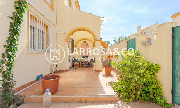Resale - Detached House/Villa - Pilar de la Horadada - Costa Blanca