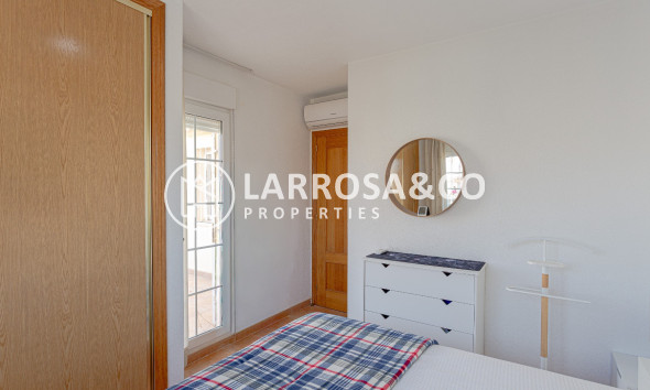 Resale - Detached House/Villa - Pilar de la Horadada - Costa Blanca