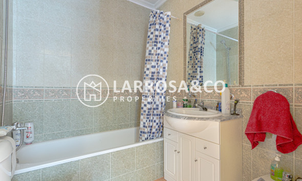 Resale - Detached House/Villa - Pilar de la Horadada - Costa Blanca