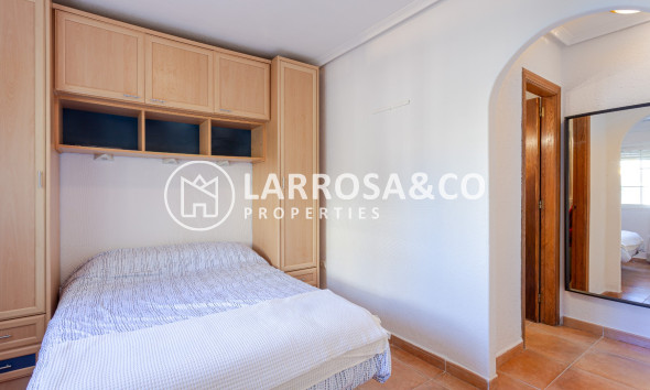 Resale - Detached House/Villa - Pilar de la Horadada - Costa Blanca