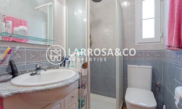 Resale - Detached House/Villa - Pilar de la Horadada - Costa Blanca
