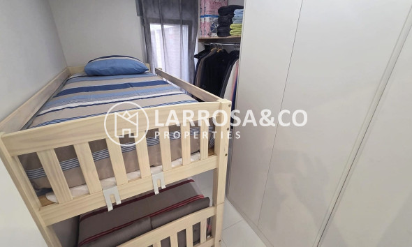 Resale - Apartment - Villamartin - Costa Blanca