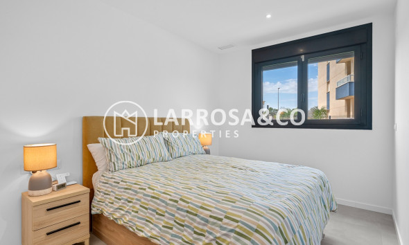 Resale - Apartment - Dehesa de Campoamor - Costa Blanca