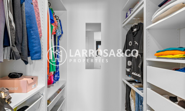 Resale - Apartment - Dehesa de Campoamor - Costa Blanca