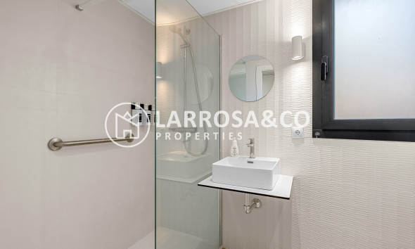 Resale - Apartment - Dehesa de Campoamor - Costa Blanca