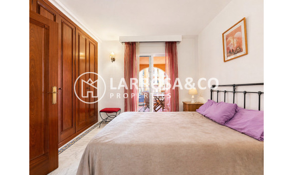 Resale - Apartment - Torrevieja - Playa de los locos
