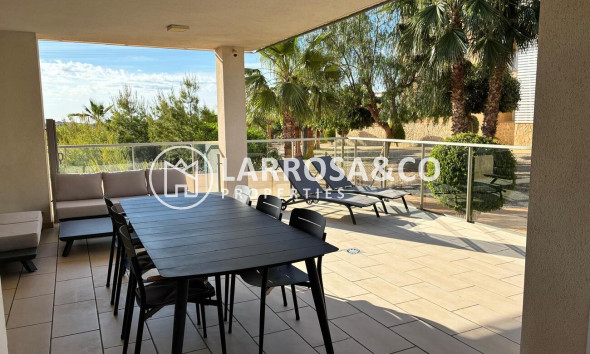 Resale - Apartment - Villamartin