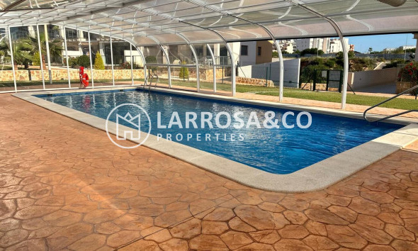 Resale - Apartment - Villamartin
