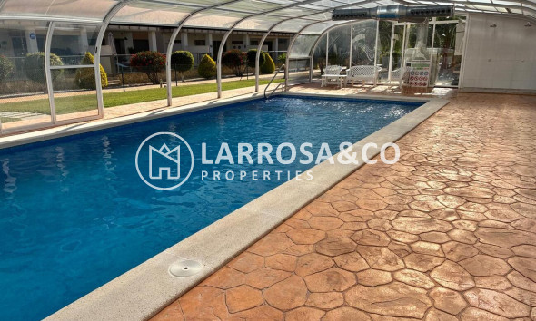 Resale - Apartment - Villamartin