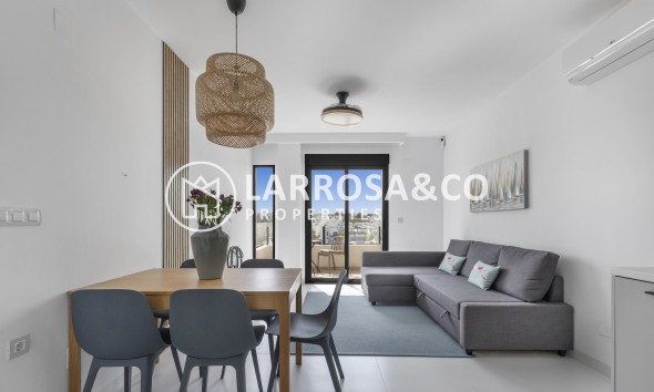 Resale - Apartment - San Miguel de Salinas - Inland