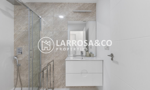Resale - Apartment - San Miguel de Salinas - Inland