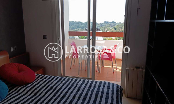 Resale - Apartment - Villamartin - Costa Blanca