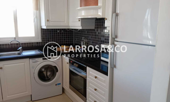 Resale - Apartment - Villamartin - Costa Blanca