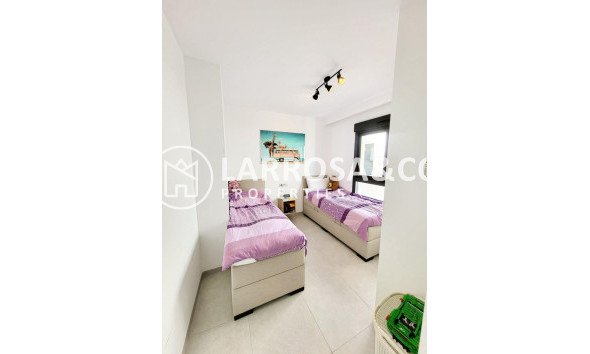 Reventa - Atico - San Miguel de Salinas - Costa Blanca