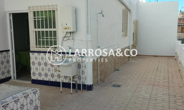 Resale - Semi-detached house - Pilar de la Horadada - Torre de la Horadada