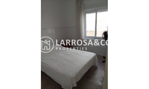 Resale - Semi-detached house - Pilar de la Horadada - Torre de la Horadada