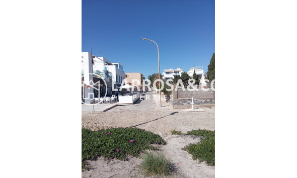 Resale - Semi-detached house - Pilar de la Horadada - Torre de la Horadada