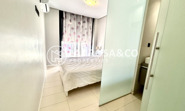 Resale - Apartment - Villamartin - Costa Blanca