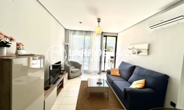Resale - Apartment - Villamartin - Costa Blanca