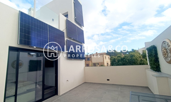 Resale - Detached House/Villa - Villamartin - Costa Blanca