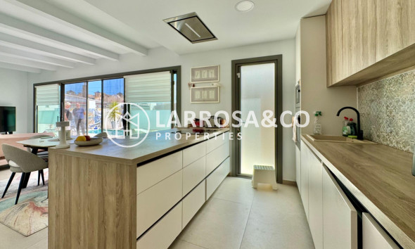 Resale - Detached House/Villa - San Miguel de Salinas - Blue Lagoon - Galán