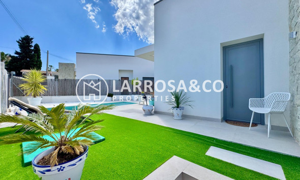 Resale - Detached House/Villa - San Miguel de Salinas - Blue Lagoon - Galán