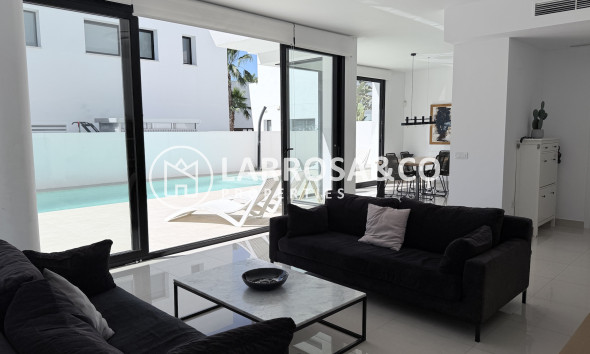 Resale - Detached House/Villa - Ciudad Quesada - Costa Blanca