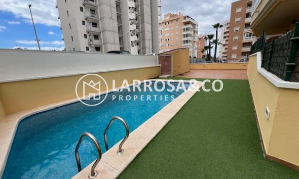 Reventa - Apartamento - Guardamar del Segura - puerto deportivo