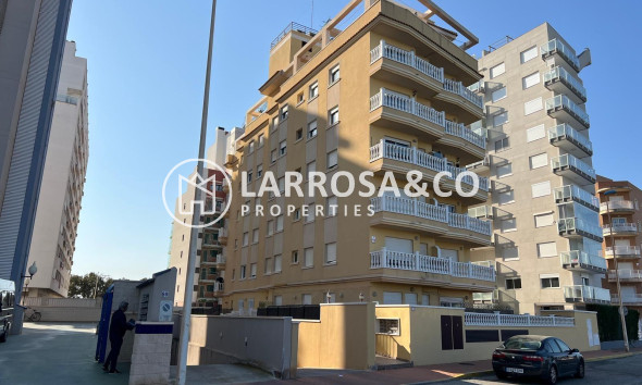 Reventa - Apartamento - Guardamar del Segura - puerto deportivo