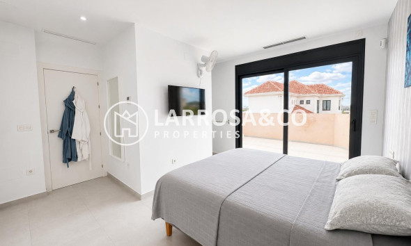 Resale - Detached House/Villa - Benijofar - Costa Blanca