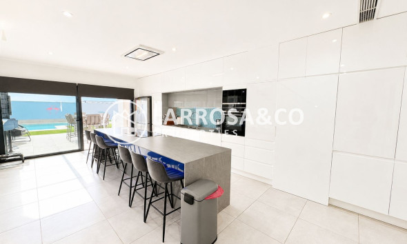 Resale - Detached House/Villa - Benijofar - Costa Blanca