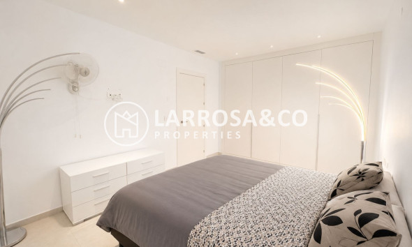 Resale - Detached House/Villa - Benijofar - Costa Blanca