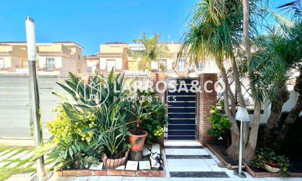 Resale - Semi-detached house - Torre de La Horadada - Costa Blanca