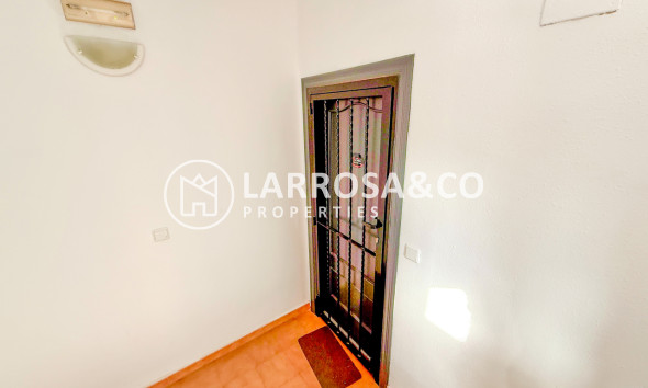 Resale - Apartment - San Miguel de Salinas - Inland