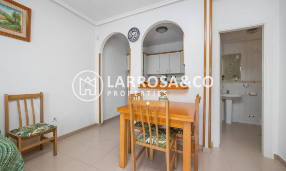 Resale - Bungalow - Torrevieja - Playa de los Naufragos