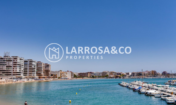 Resale - Bungalow - Torrevieja - Playa de los Naufragos