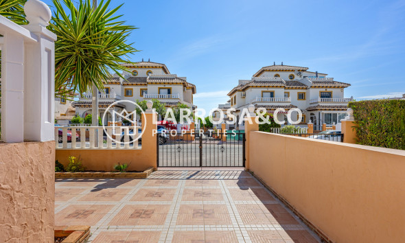 Resale - Semi-detached house - Cabo Roig - Costa blanca