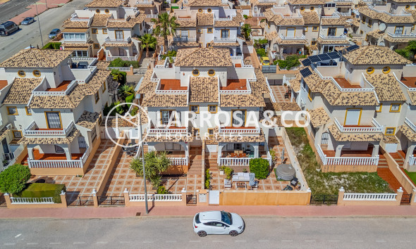 Resale - Semi-detached house - Cabo Roig - Costa blanca