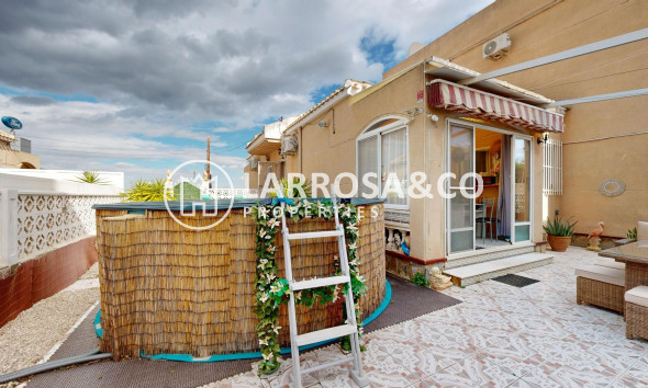 Reventa - Adosado - San Miguel de Salinas - 03193