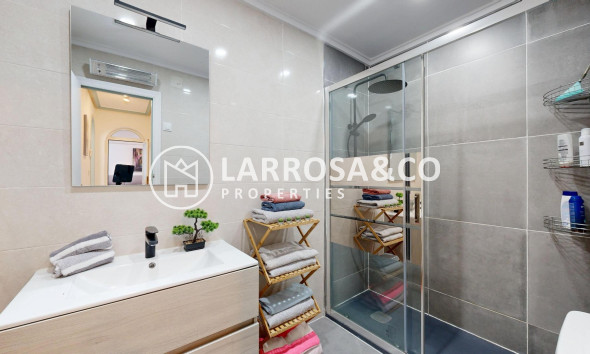 Reventa - Adosado - San Miguel de Salinas - 03193