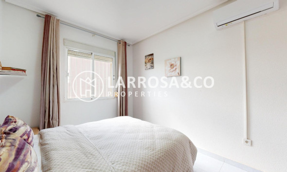 Reventa - Adosado - San Miguel de Salinas - 03193
