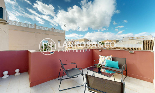 Reventa - Adosado - San Miguel de Salinas - 03193
