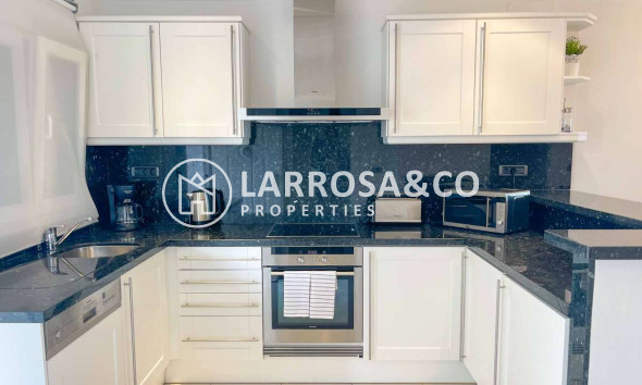 Resale - Apartment - Benissa Costa - Costa Blanca