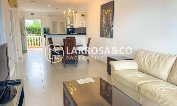 Resale - Apartment - Benissa Costa - Costa Blanca